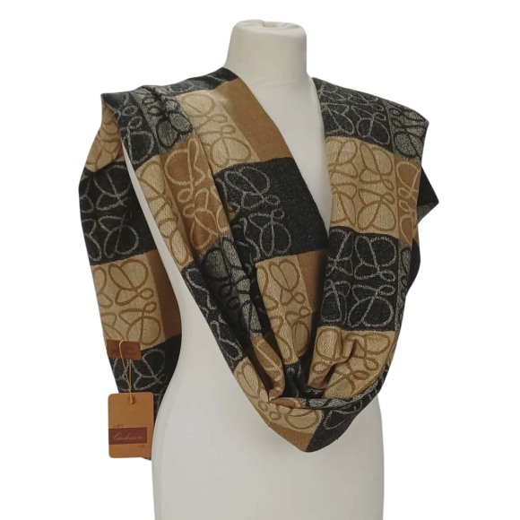 Szal z wełny merino – ciepło, styl i naturalna elegancja (W-148)