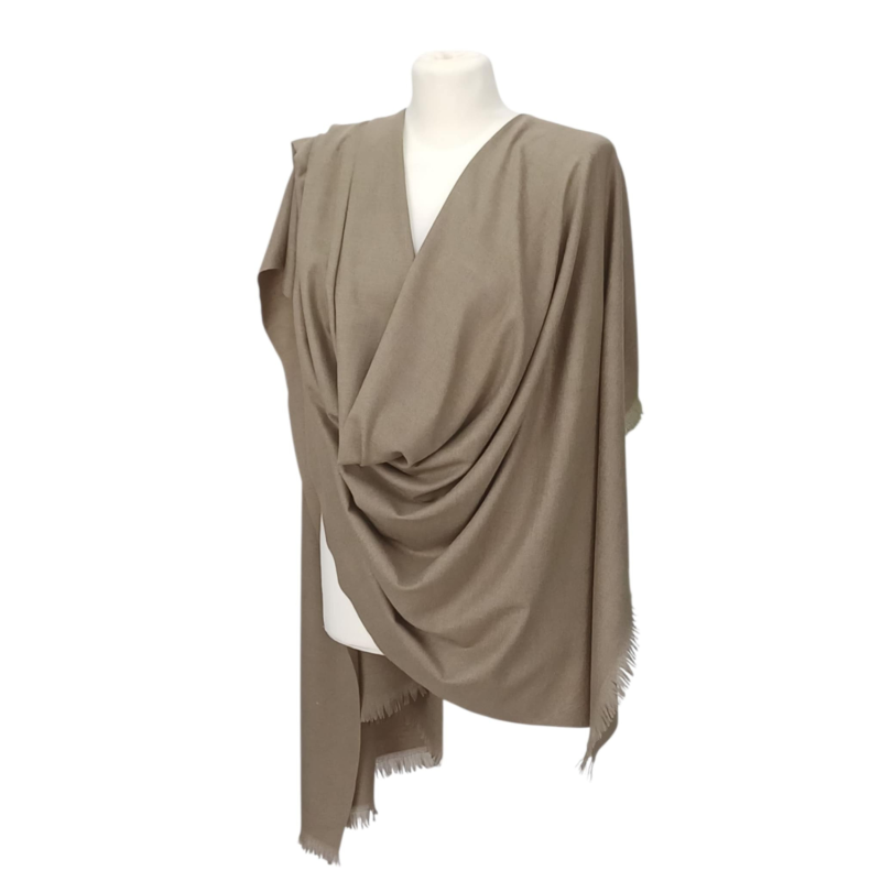 Szal wełniany z runa Kozy Changthangi  (W-55)