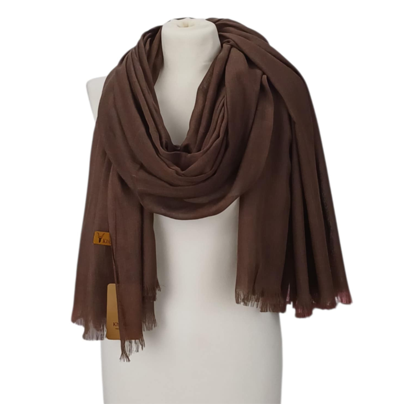 Szal z mieszanki wełny i jedwabiu- elegancja w odcieniu melanżu (W-69)