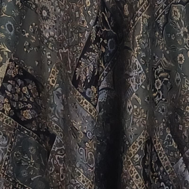 Pakistański szal jedwabny z orientalnym wzorem – elegancja utkana w tradycji (KP-3)