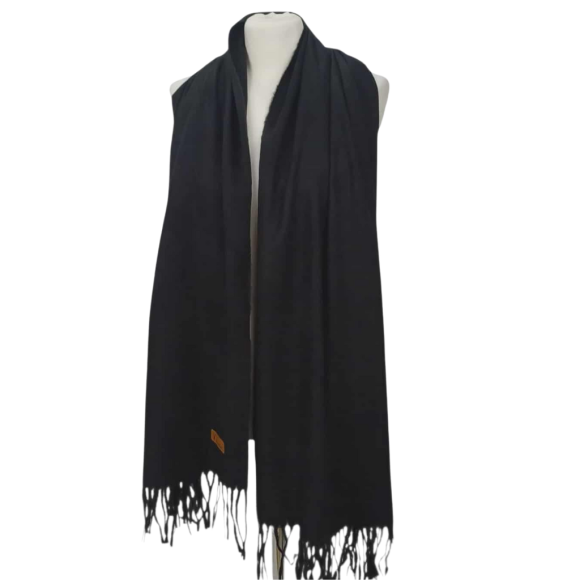 Elegancki szal z angory (wełny króliczej)  (W-92)