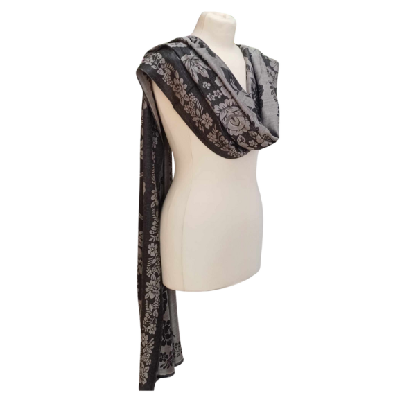 Szal jedwabny Shemaroo  (J-76)