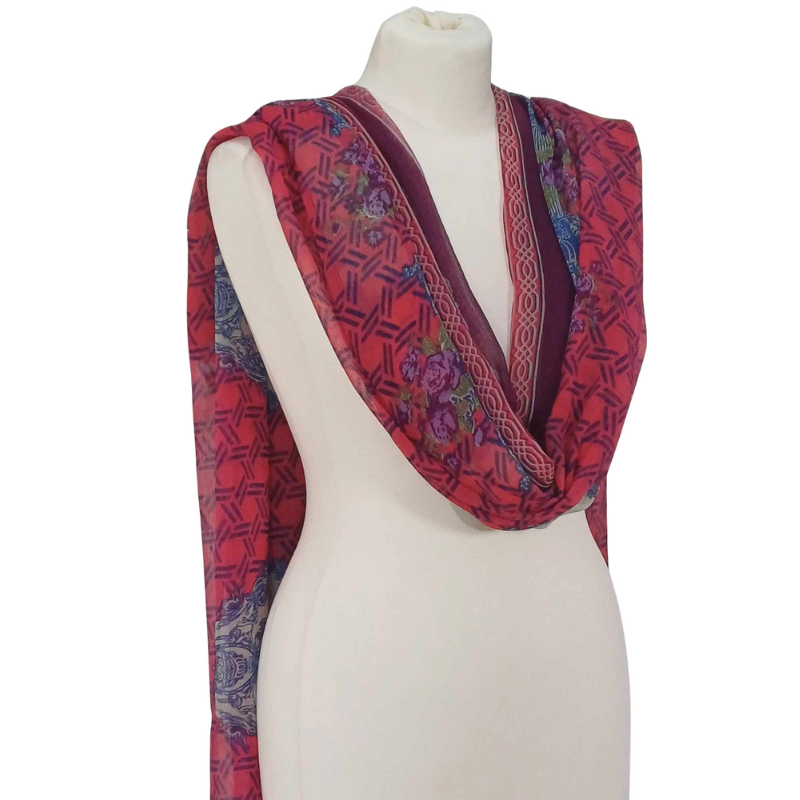 Szal z szyfonu jedwabnego, niezwykle cienki i zwiewny ( SZYF-8)