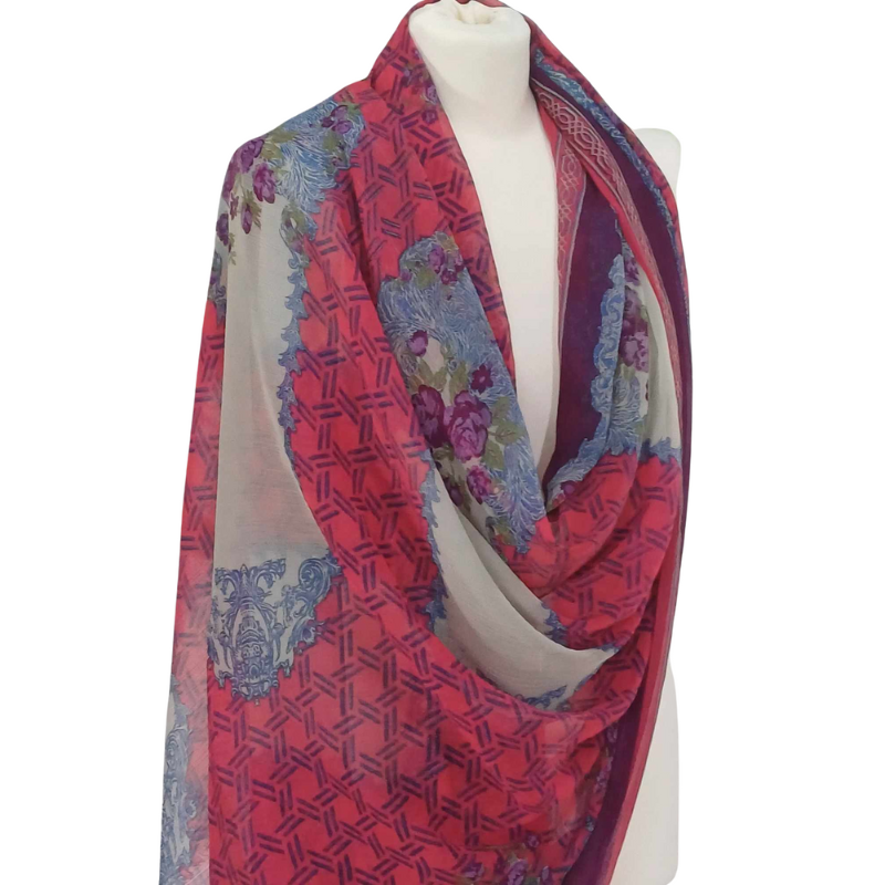 Szal z szyfonu jedwabnego, niezwykle cienki i zwiewny ( SZYF-8)