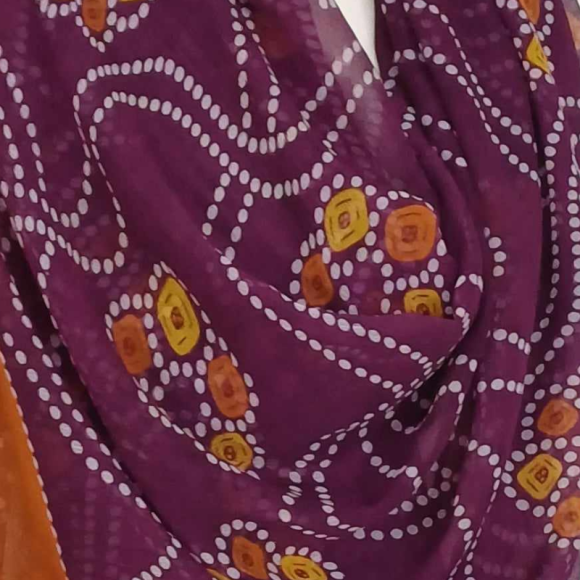 Szal z szyfonu jedwabnego, niezwykle cienki i zwiewny ( SZYF-7)