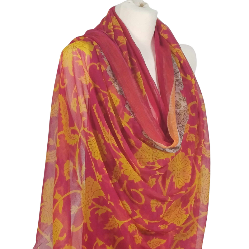 Szal z szyfonu jedwabnego, niezwykle cienki i zwiewny ( SZYF-5)