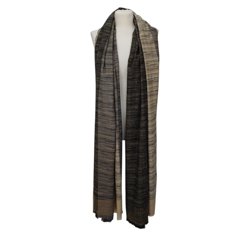 Szal wełniany z runa Kozy Changthangi  (W-63)