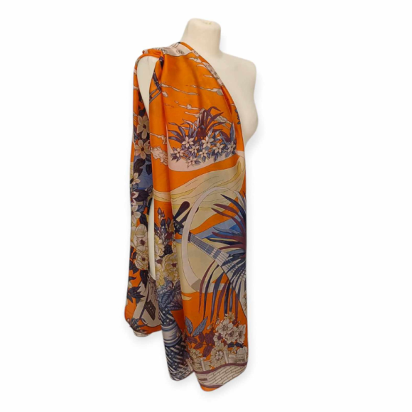 Szal z jedwabiu naturalnego z dodatkiem jedwabnego poliestru  (J-106)