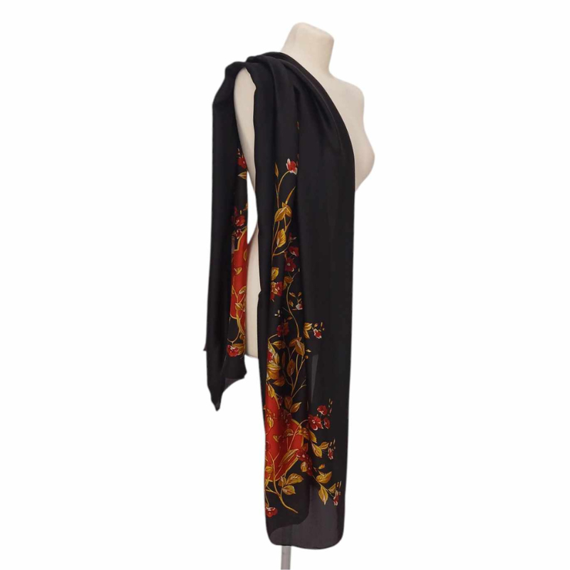 Szal z jedwabnej satyny z dodatkiem jedwabnego poliestru  (J-31)