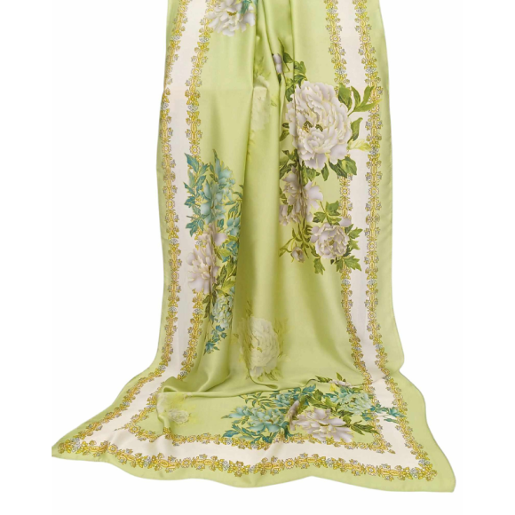 Szal z jedwabnej satyny (J-131)