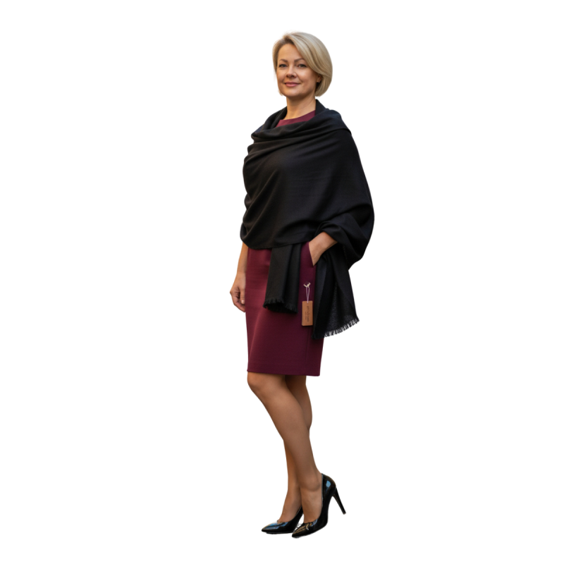 Szal z wełny jagnięcej – elegancka klasyka (W-51)